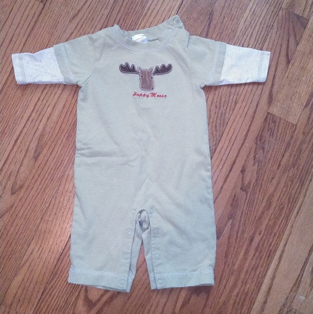 Gymboree moose outfit